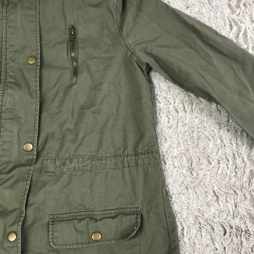Trendy Jacket - Picture 3 of 5